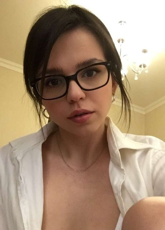 Олеся привлекальеная девушка из Кубинки цена от 3000 руб