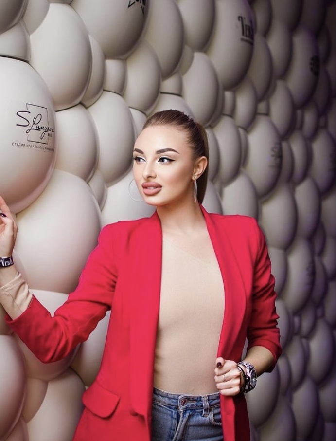 Индивидуалка 🎥 Снежана, доступна для личного знакомства от 8000 руб