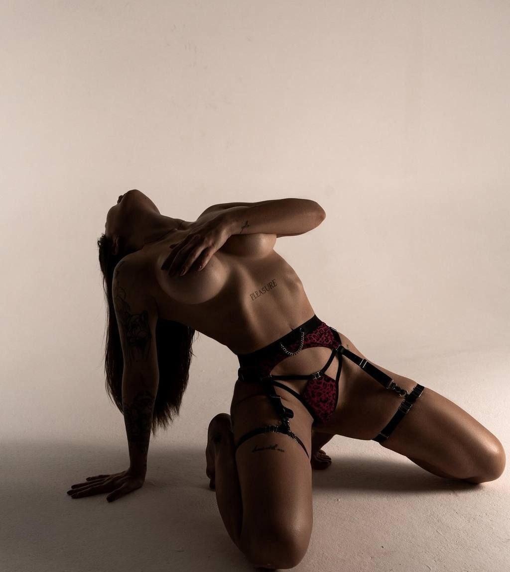 Индивидуалка АЛЕКСАНДРА, доступна для личного знакомства от 8000 руб