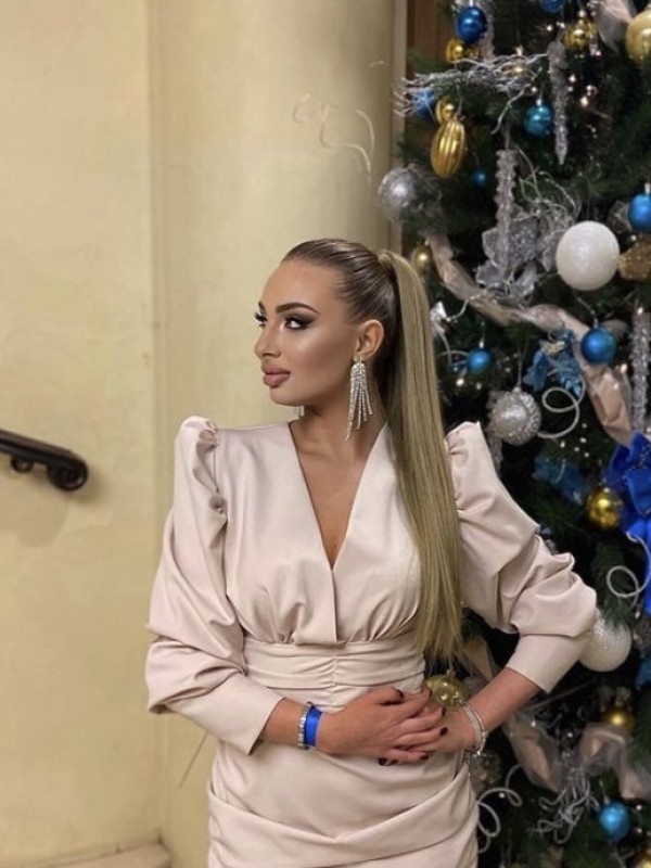 🎥 Снежана привлекательная девушка из Кубинки цена от 8000 руб